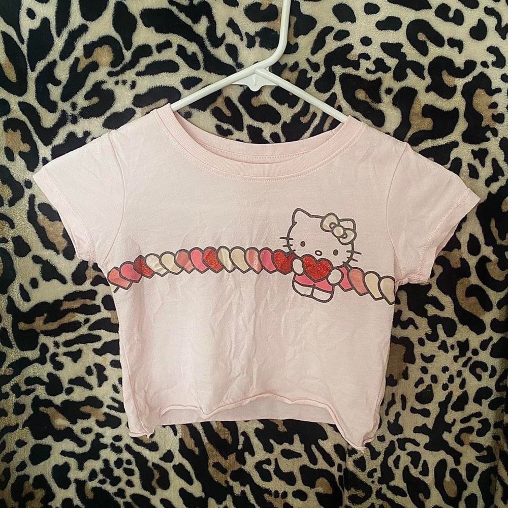 HELLO KITTY cropped tee